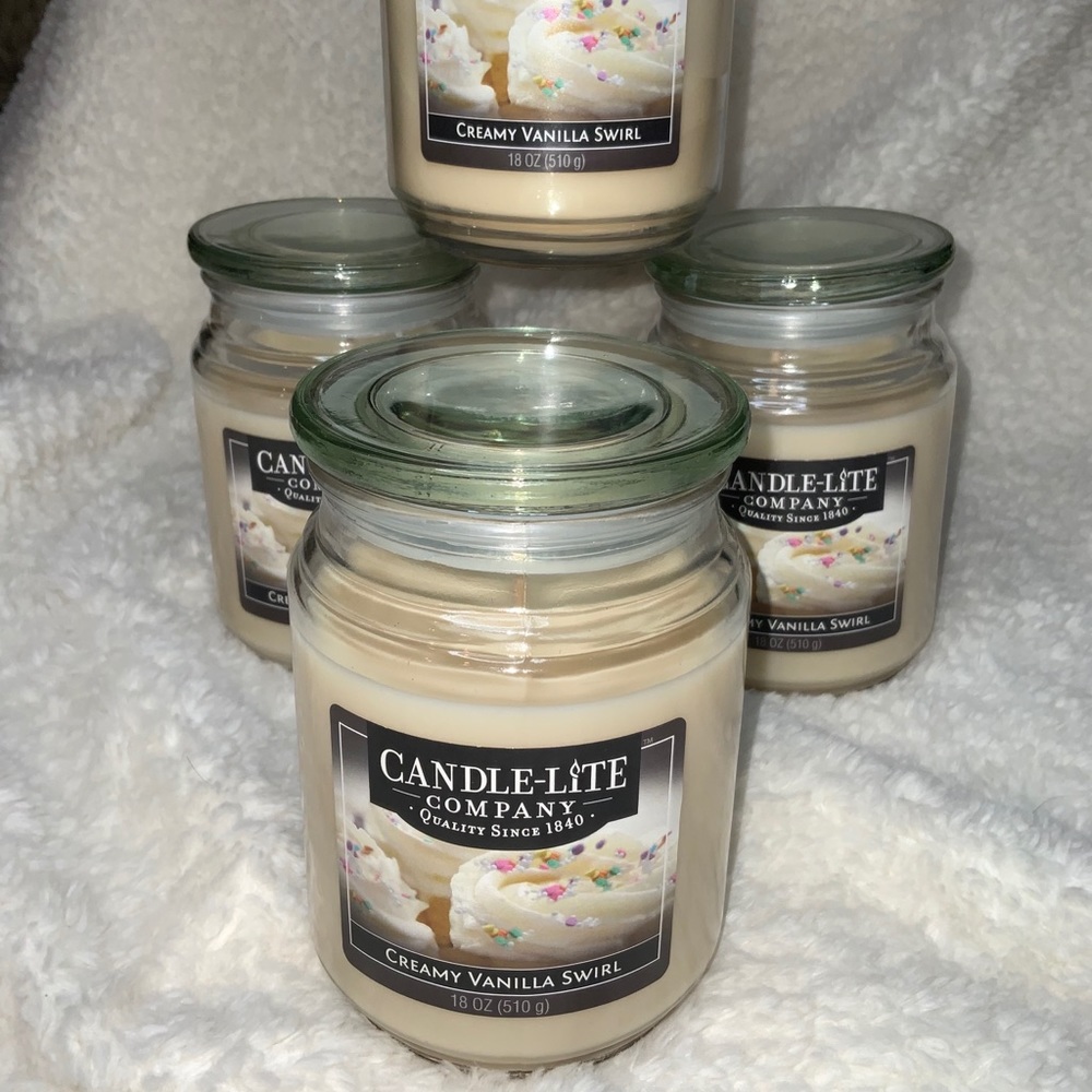 🆕CANDLE-LITE 18oz Large Glass Jar Candle Vanilla